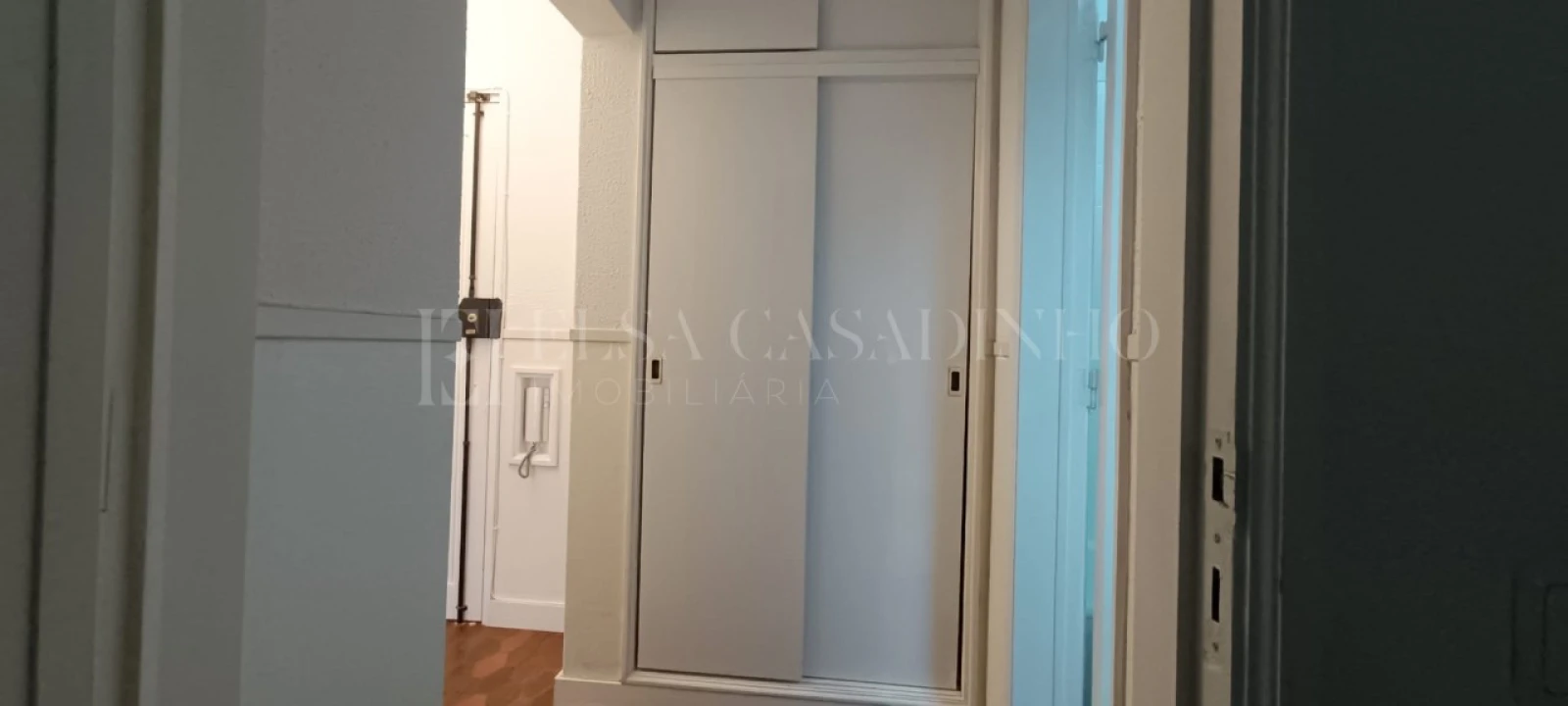 Apartamento T1 para Arrendamento em Carcavelos e Parede Foto 32