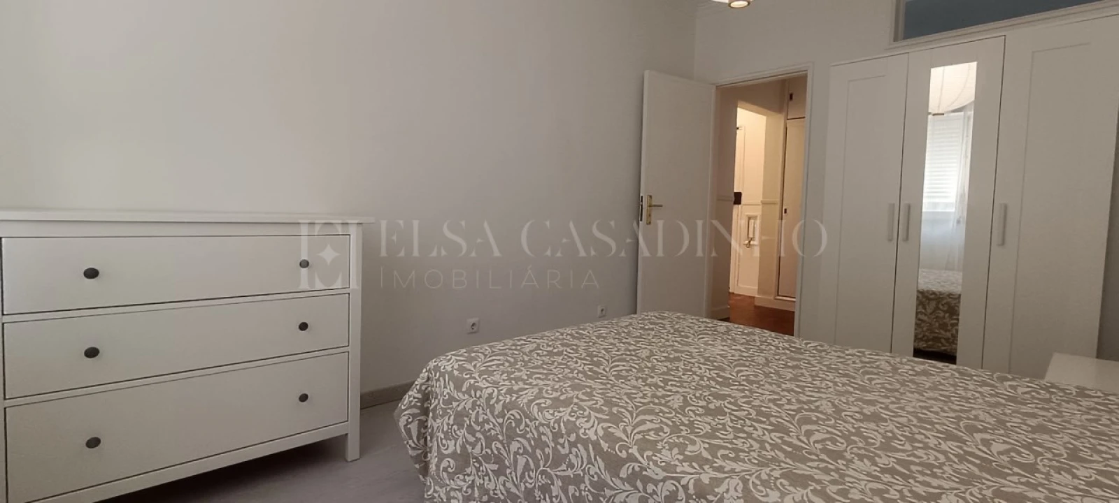 Apartamento T1 para Arrendamento em Carcavelos e Parede Foto 25