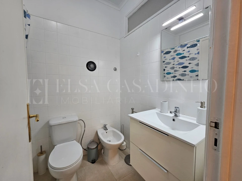 Apartamento T1 para Arrendamento em Carcavelos e Parede Foto 6