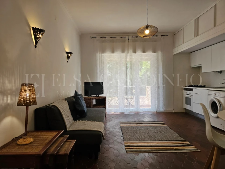 Apartamento T1 para Arrendamento em Carcavelos e Parede Foto 8