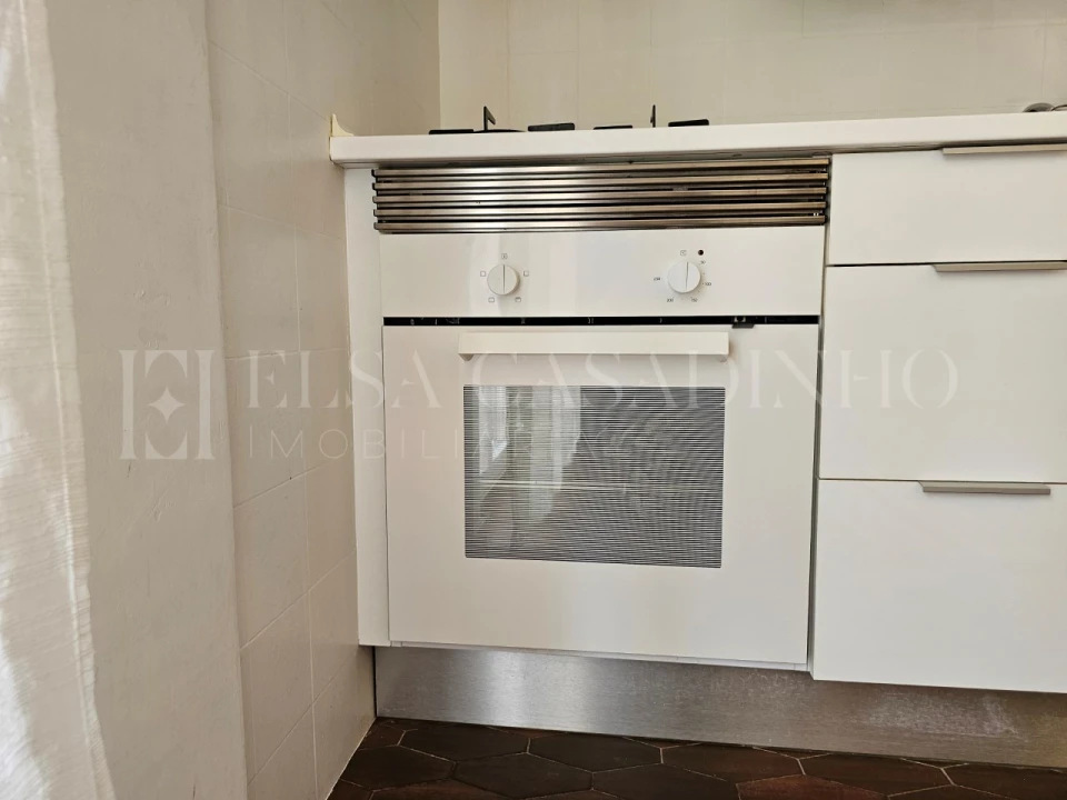 Apartamento T1 para Arrendamento em Carcavelos e Parede Foto 16
