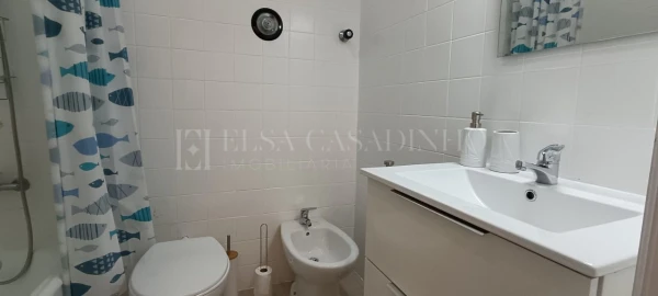Apartamento T1 para Arrendamento em Carcavelos e Parede