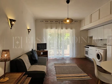 Apartamento T1 para Arrendamento em Carcavelos e Parede