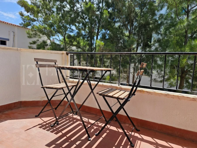 Apartamento T1 para Arrendamento em Carcavelos e Parede Foto 13