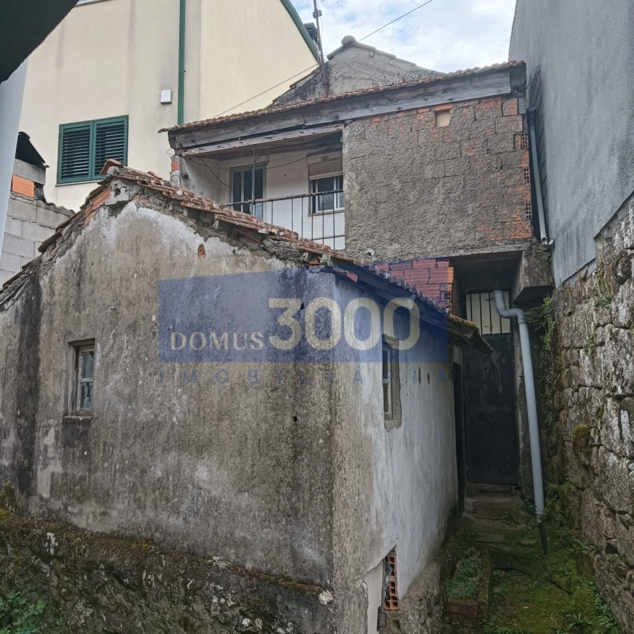 Moradia T2 para Venda em Mondrões Foto 5