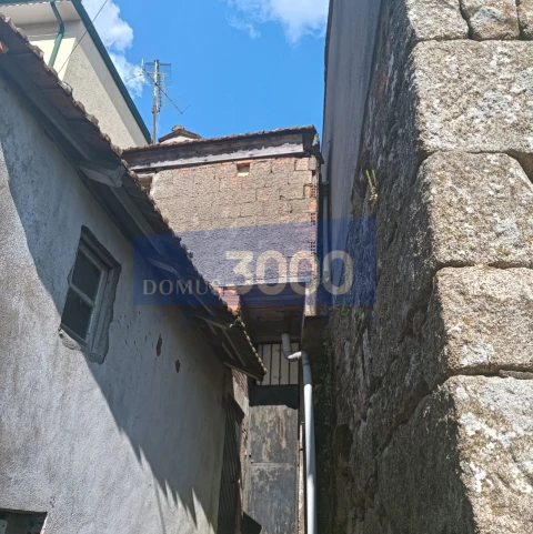 Moradia T2 para Venda em Mondrões