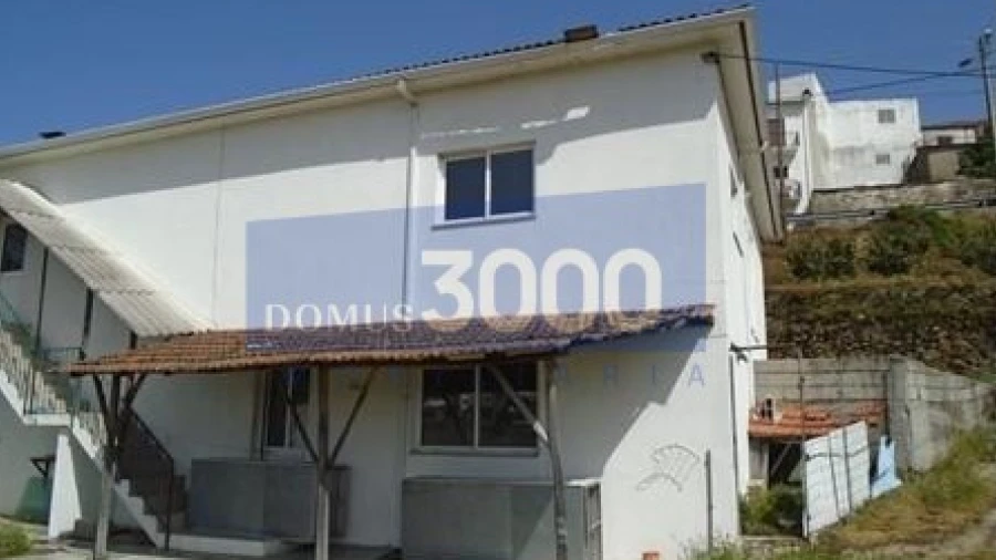 Loja para Venda em Sanfins do Douro