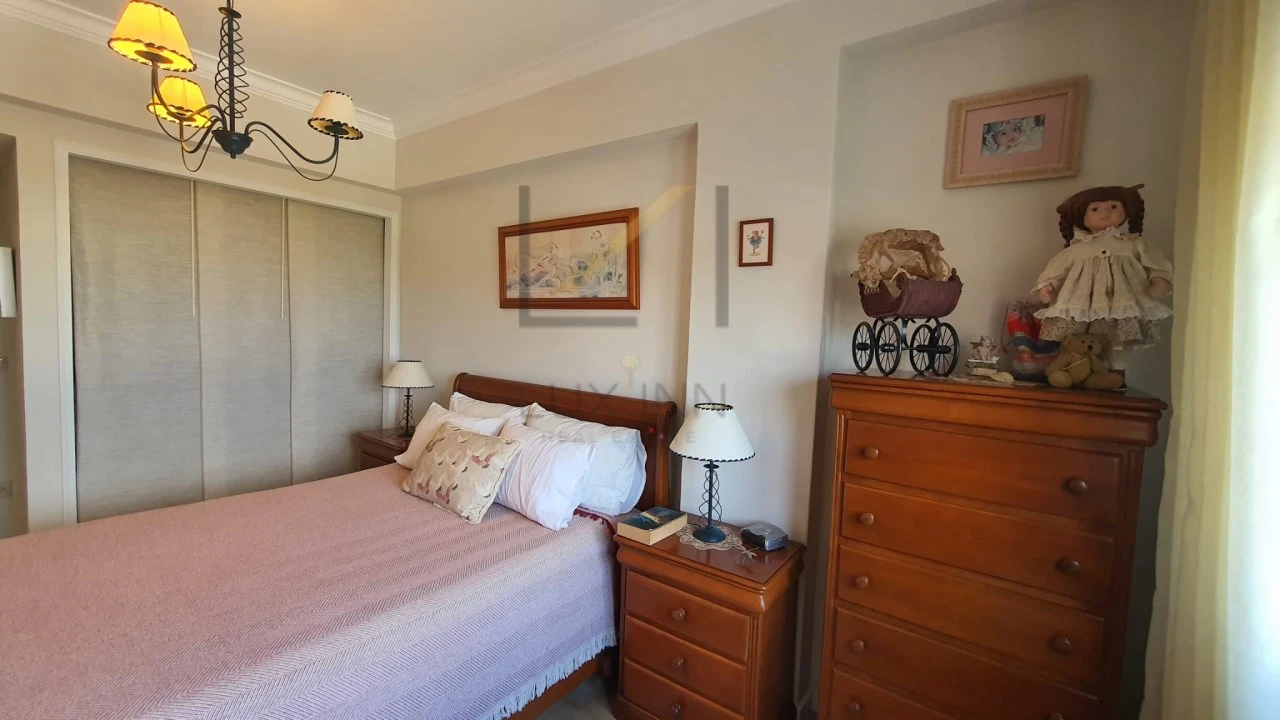 Apartamento T2 para Venda em Charneca de Caparica e Sobreda Foto 16