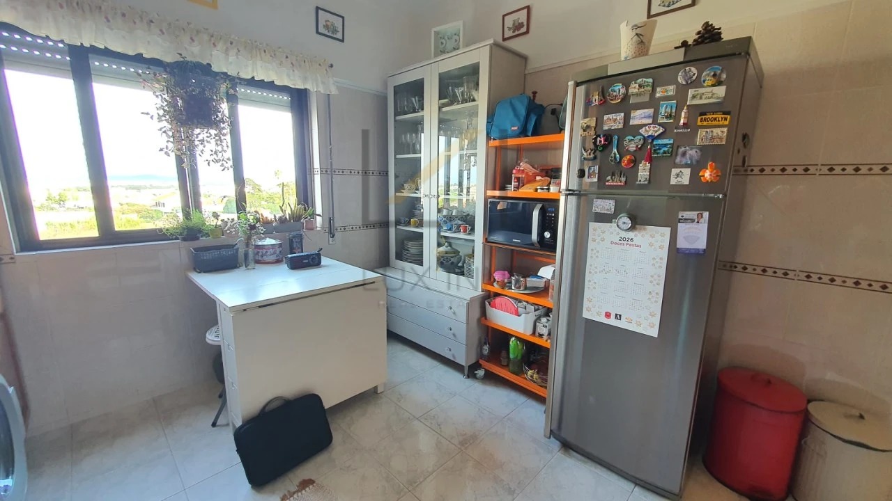 Apartamento T2 para Venda em Charneca de Caparica e Sobreda Foto 11