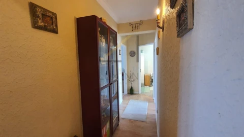 Apartamento T2 para Venda em Charneca de Caparica e Sobreda