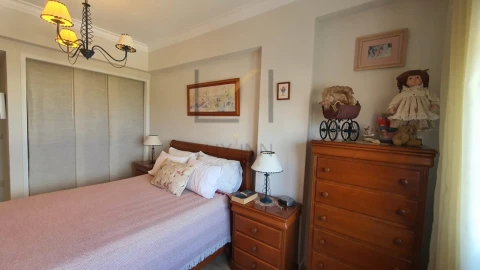 Apartamento T2 para Venda em Charneca de Caparica e Sobreda