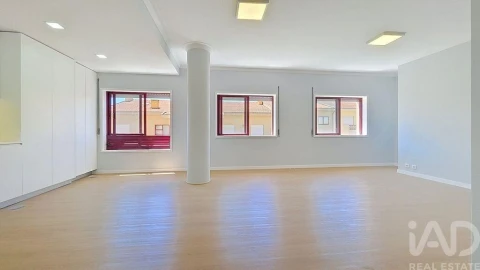 Apartamento T3 para Venda em Santa Marinha e São Pedro da Afurada