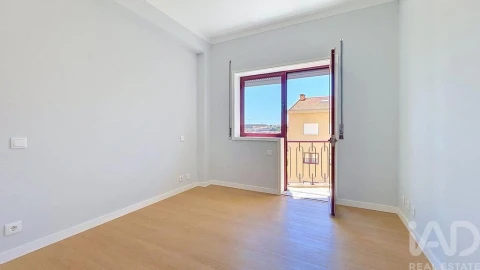 Apartamento T3 para Venda em Santa Marinha e São Pedro da Afurada
