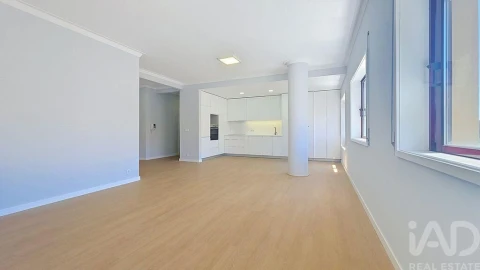 Apartamento T3 para Venda em Santa Marinha e São Pedro da Afurada