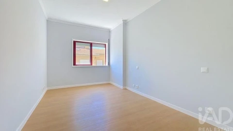 Apartamento T3 para Venda em Santa Marinha e São Pedro da Afurada