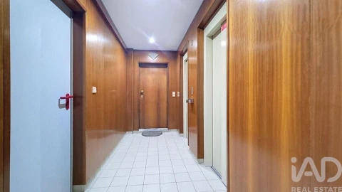 Apartamento T3 para Venda em Santa Marinha e São Pedro da Afurada
