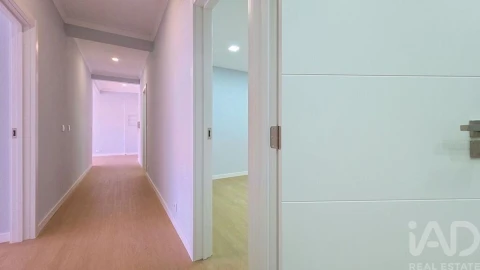Apartamento T3 para Venda em Santa Marinha e São Pedro da Afurada