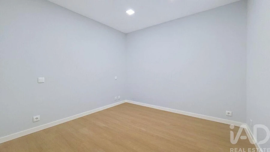 Apartamento T3 para Venda em Santa Marinha e São Pedro da Afurada Foto 17