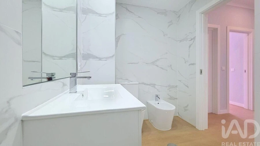 Apartamento T3 para Venda em Santa Marinha e São Pedro da Afurada Foto 9