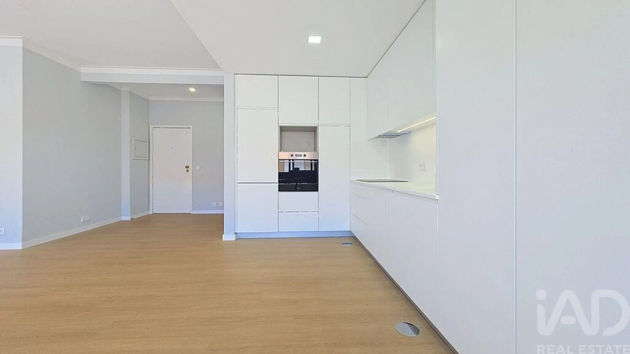 Apartamento T3 para Venda em Santa Marinha e São Pedro da Afurada Foto 2