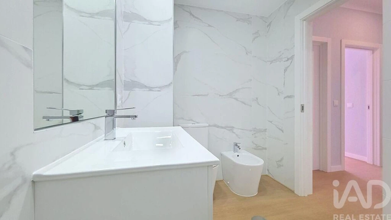 Apartamento T3 para Venda em Santa Marinha e São Pedro da Afurada Foto 9