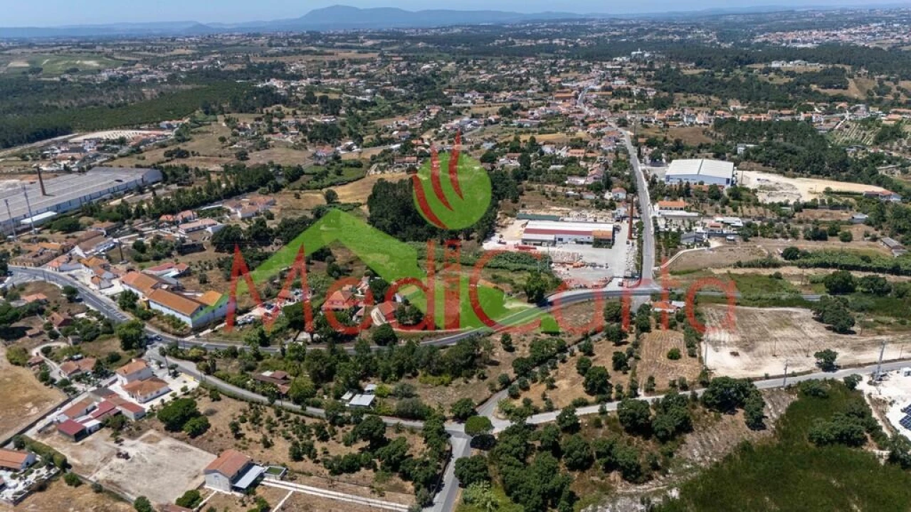 Terreno para Venda em Vale da Pedra Foto 8