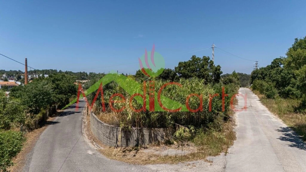 Terreno para Venda em Vale da Pedra Foto 2