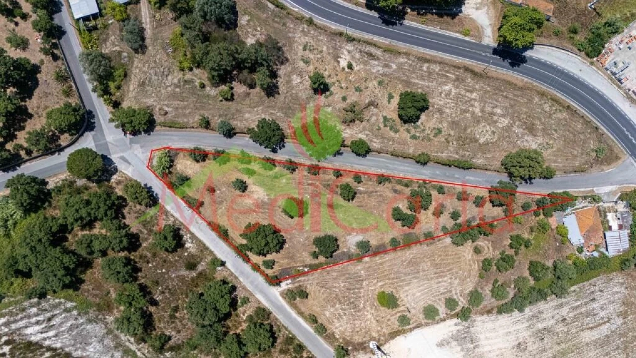 Terreno para Venda em Vale da Pedra Foto 4