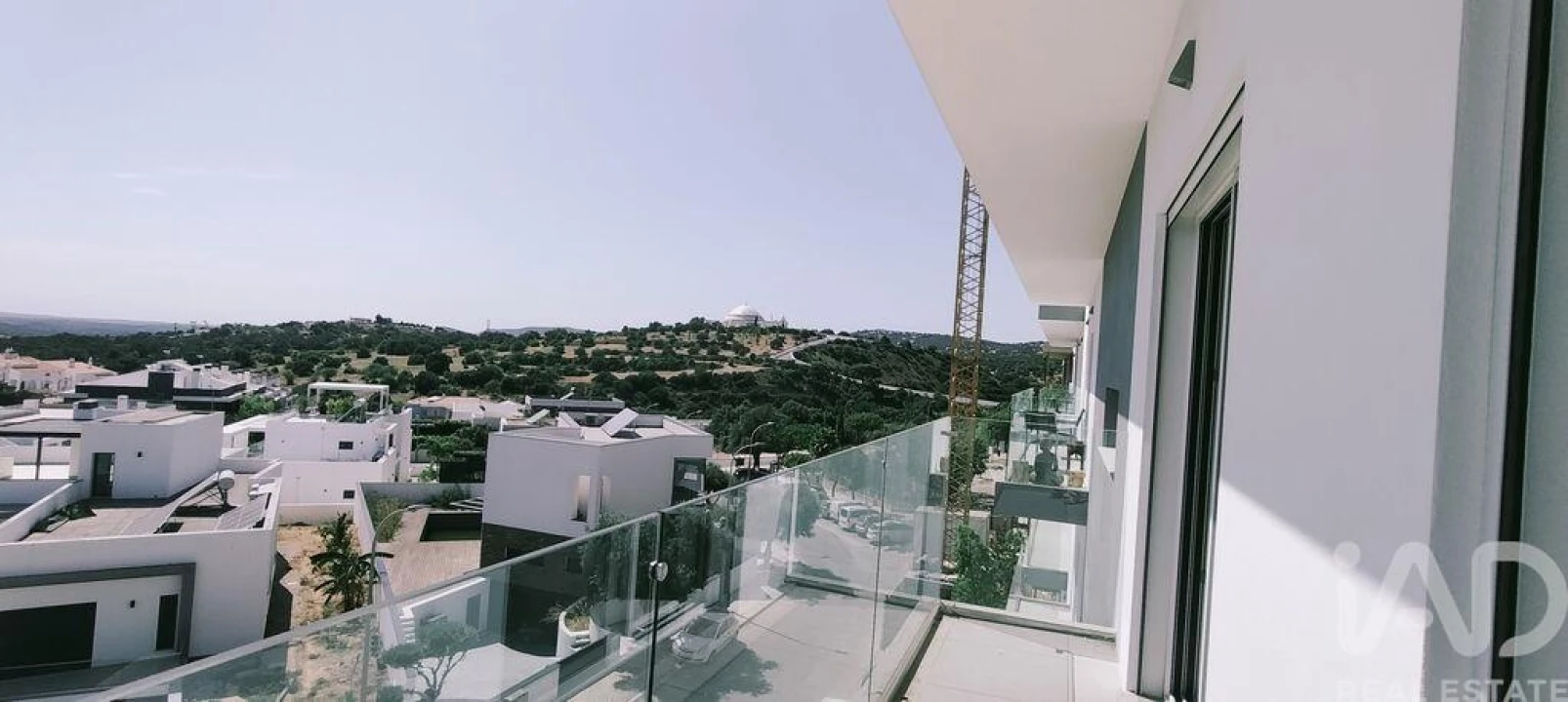 Apartamento T3 para Arrendamento em Loule (São Sebastião) Foto 24