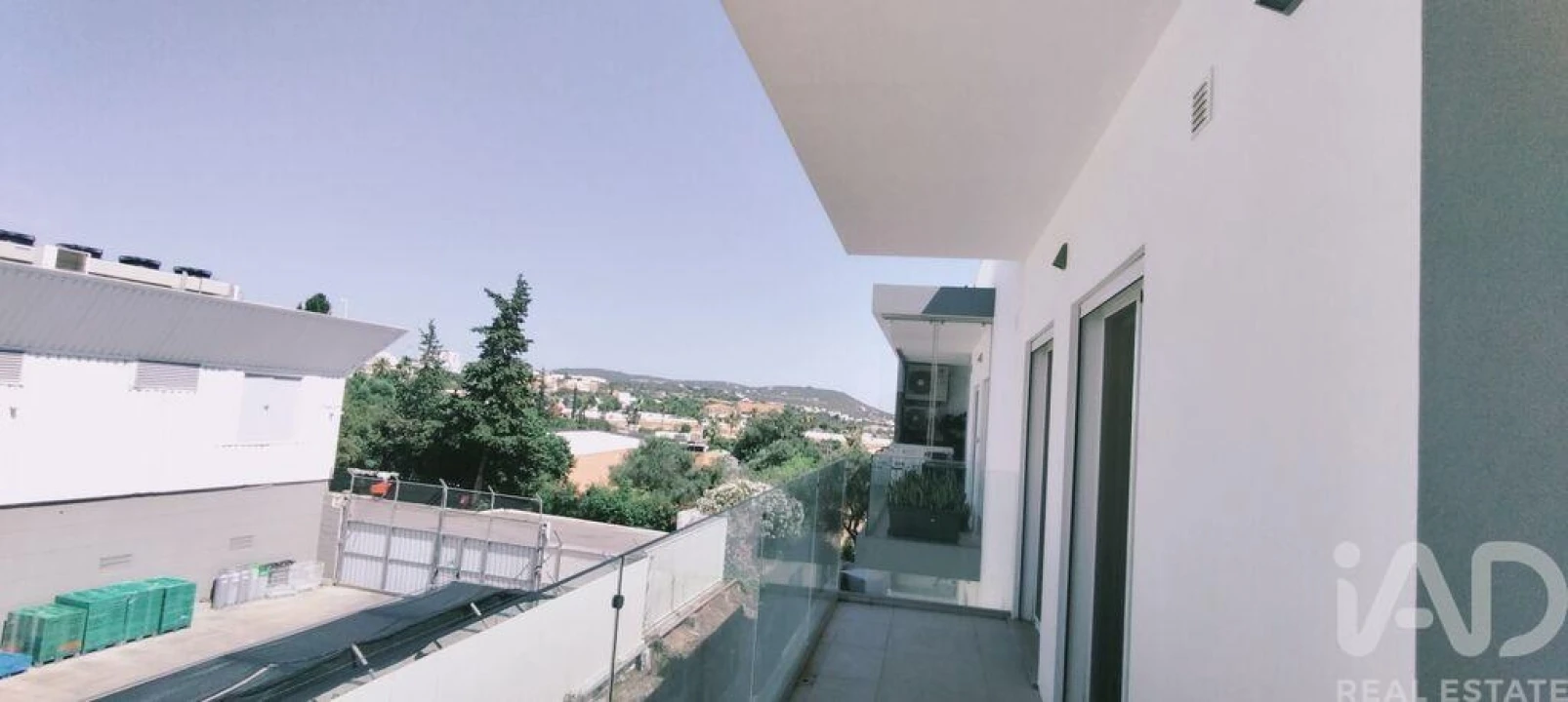 Apartamento T3 para Arrendamento em Loule (São Sebastião) Foto 17