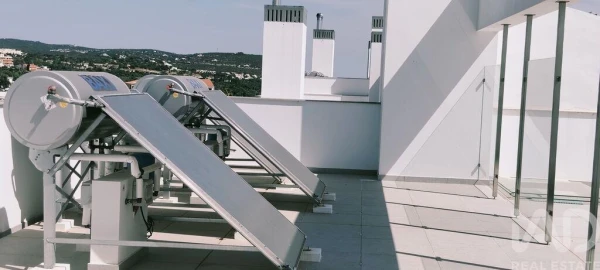 Apartamento T3 para Arrendamento em Loule (São Sebastião)