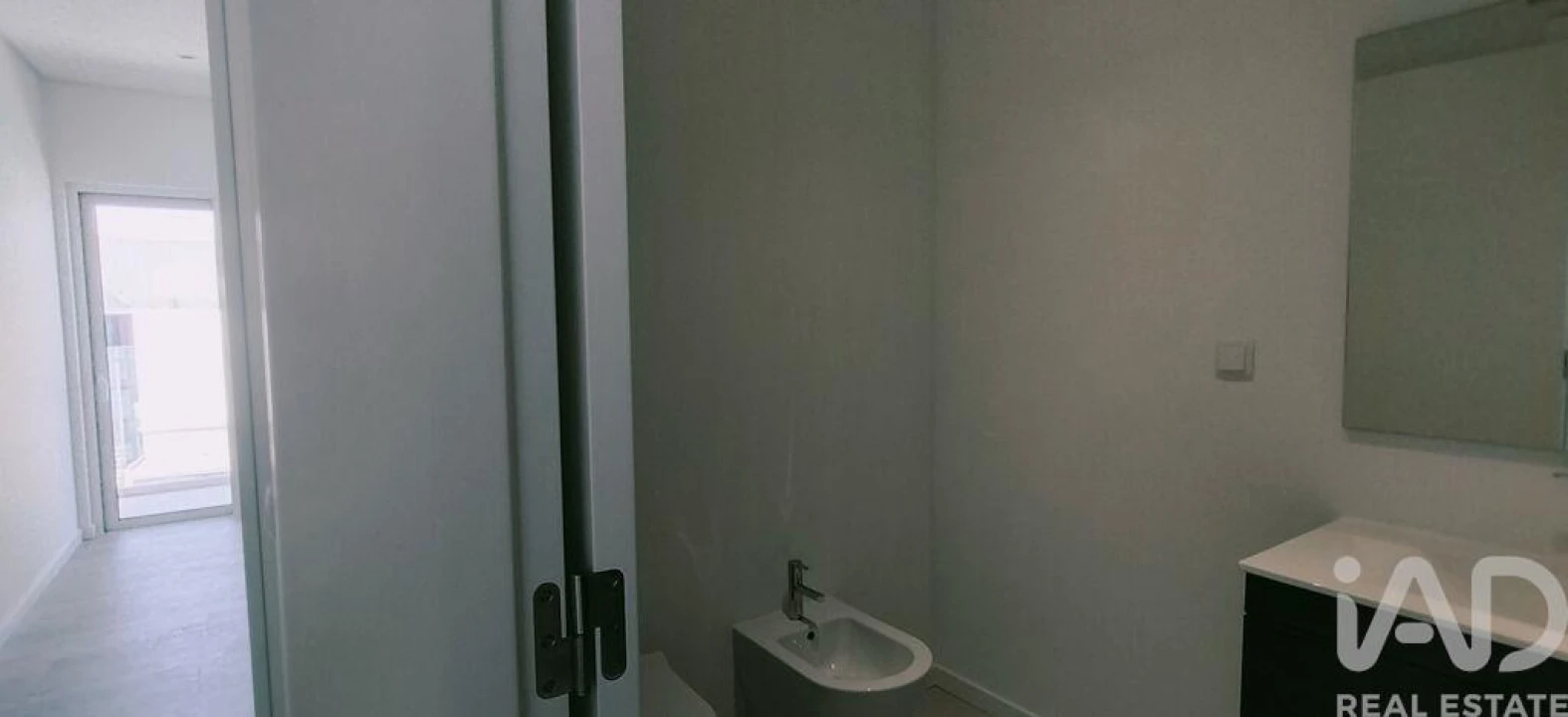 Apartamento T3 para Arrendamento em Loule (São Sebastião) Foto 11