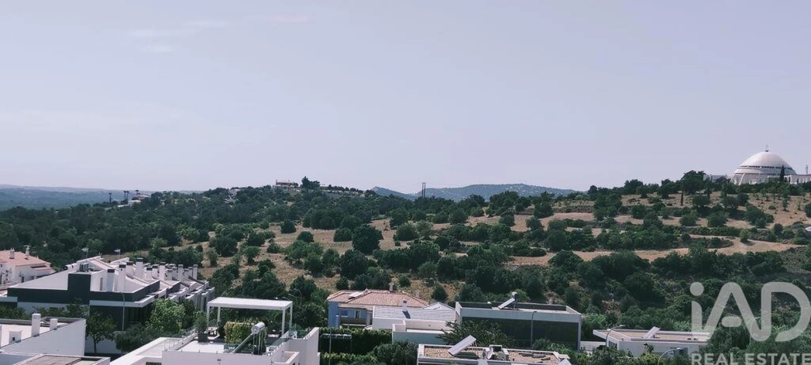 Apartamento T3 para Arrendamento em Loule (São Sebastião) Foto 29