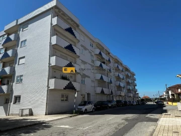 Apartamento T3 para Venda em Gondomar (São Cosme), Valbom e Jovim