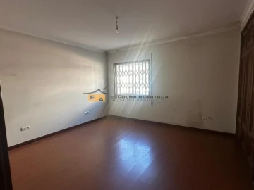Apartamento T3 para Venda em Gondomar (São Cosme), Valbom e Jovim