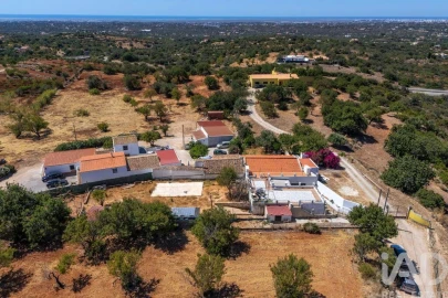 Moradia T4 para Venda em Conceição e Estoi