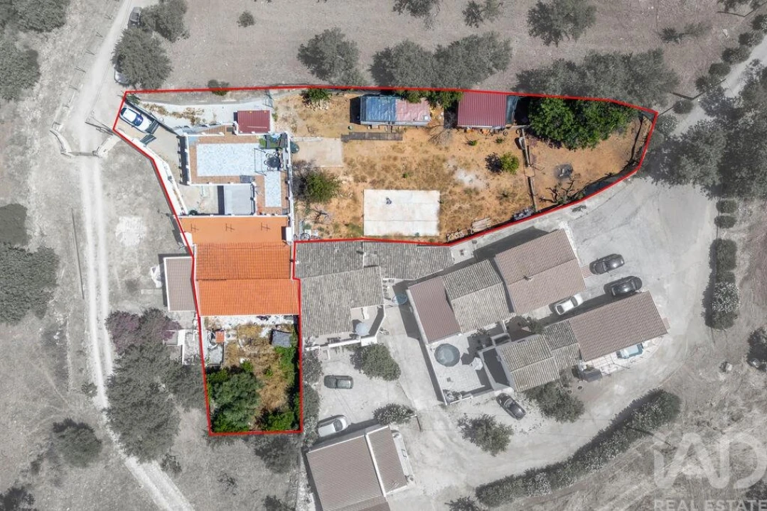 Moradia T4 para Venda em Conceição e Estoi Foto 1