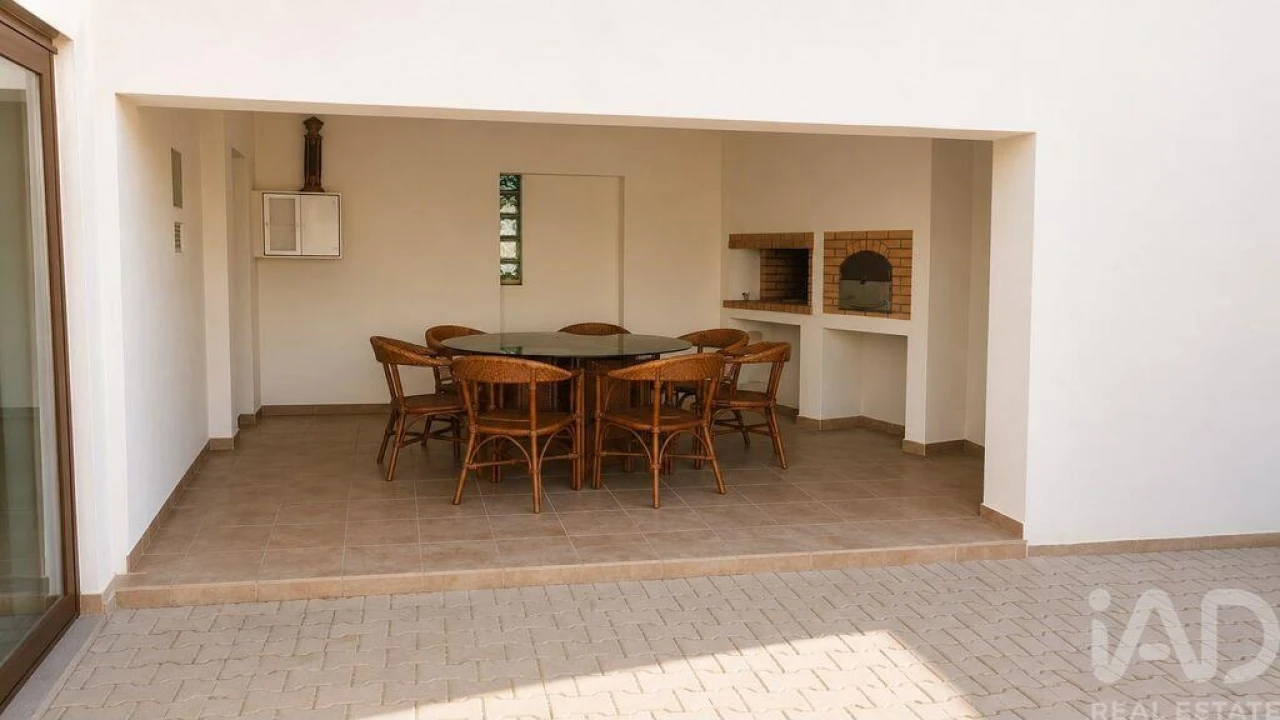 Moradia T4 para Venda em Conceição e Estoi Foto 4
