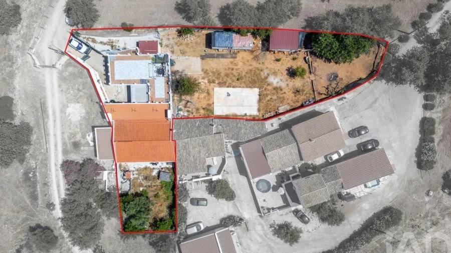 Moradia T4 para Venda em Conceição e Estoi