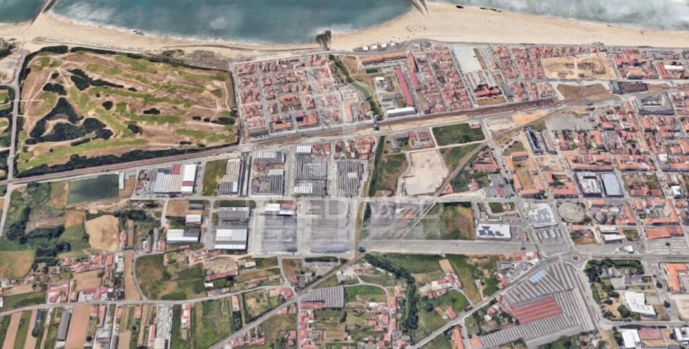 Armazém para Venda em Silvalde Foto 6