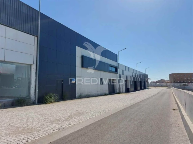 Armazém para Venda em Silvalde Foto 2