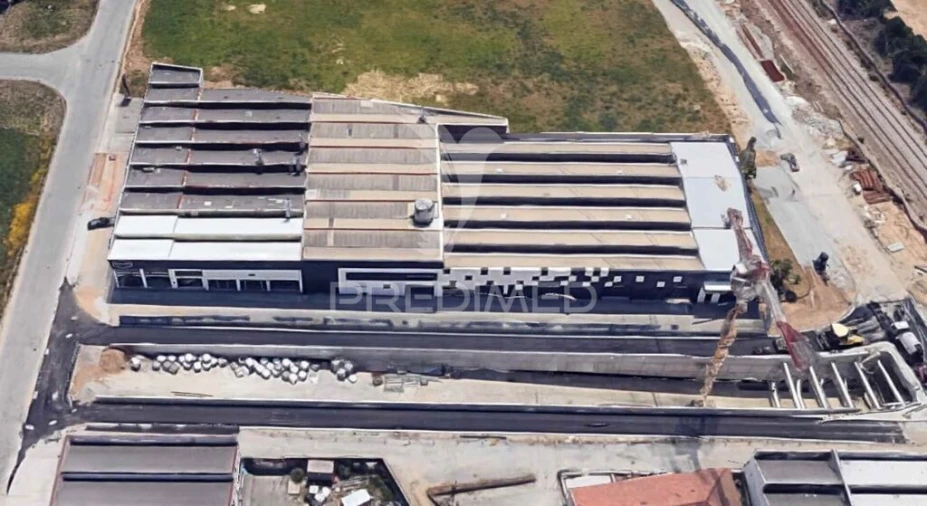 Armazém para Venda em Silvalde Foto 10