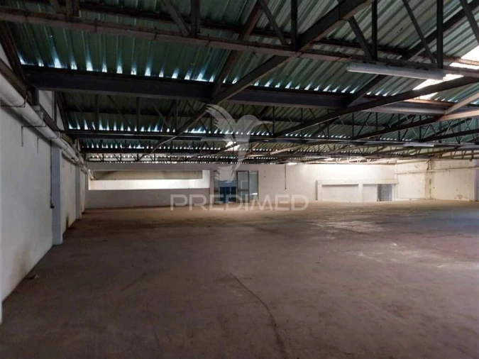 Armazém para Venda em Silvalde Foto 8