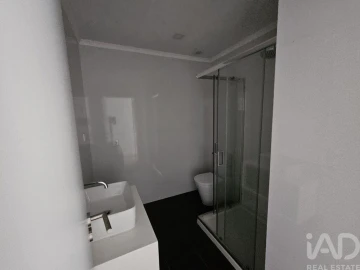Apartamento T2 para Venda em Loures