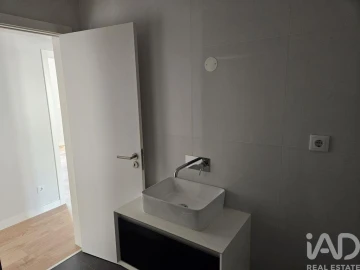 Apartamento T2 para Venda em Loures