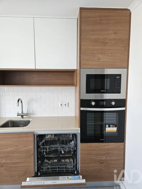 Apartamento T2 para Venda em Loures