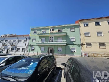 Apartamento T2 para Venda em Loures