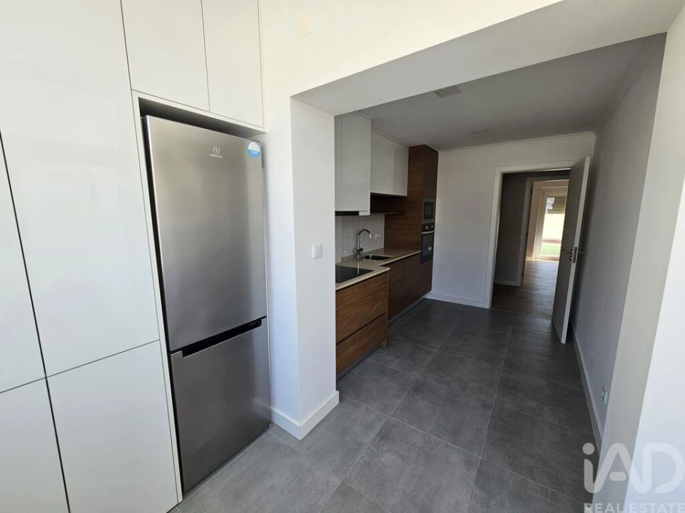 Apartamento T2 para Venda em Loures Foto 11