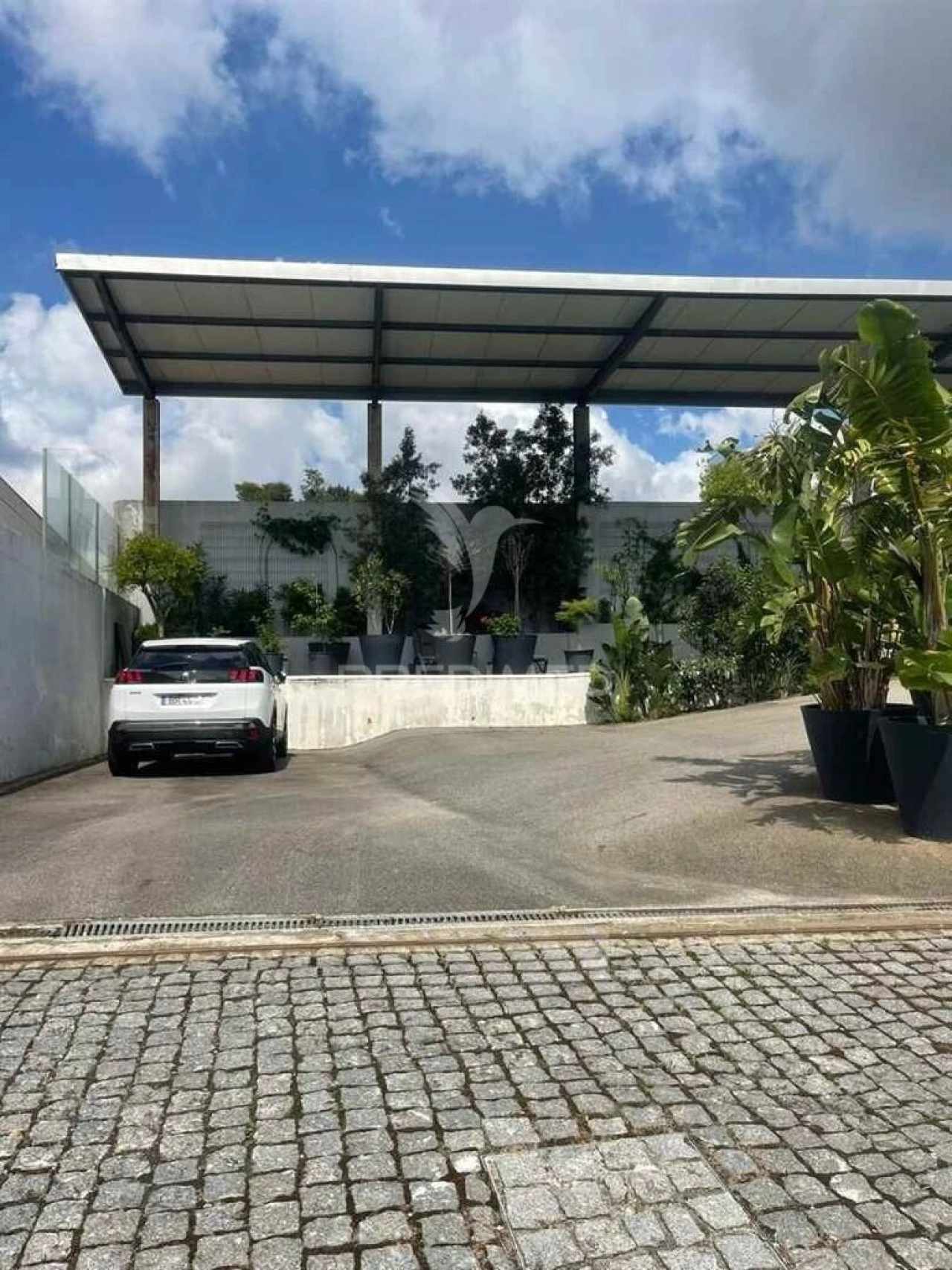 Armazém para Venda em São João da Madeira Foto 3