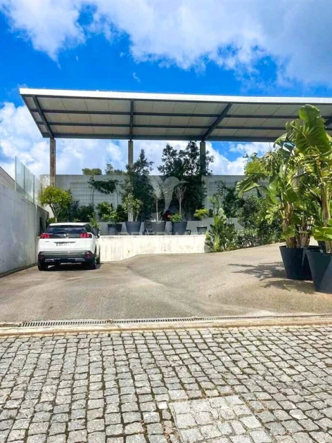 Armazém para Venda em São João da Madeira